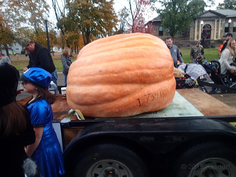 2015-10-24 Headless Horseman 10K 150.jpg - 2015 Headless Horseman 10K